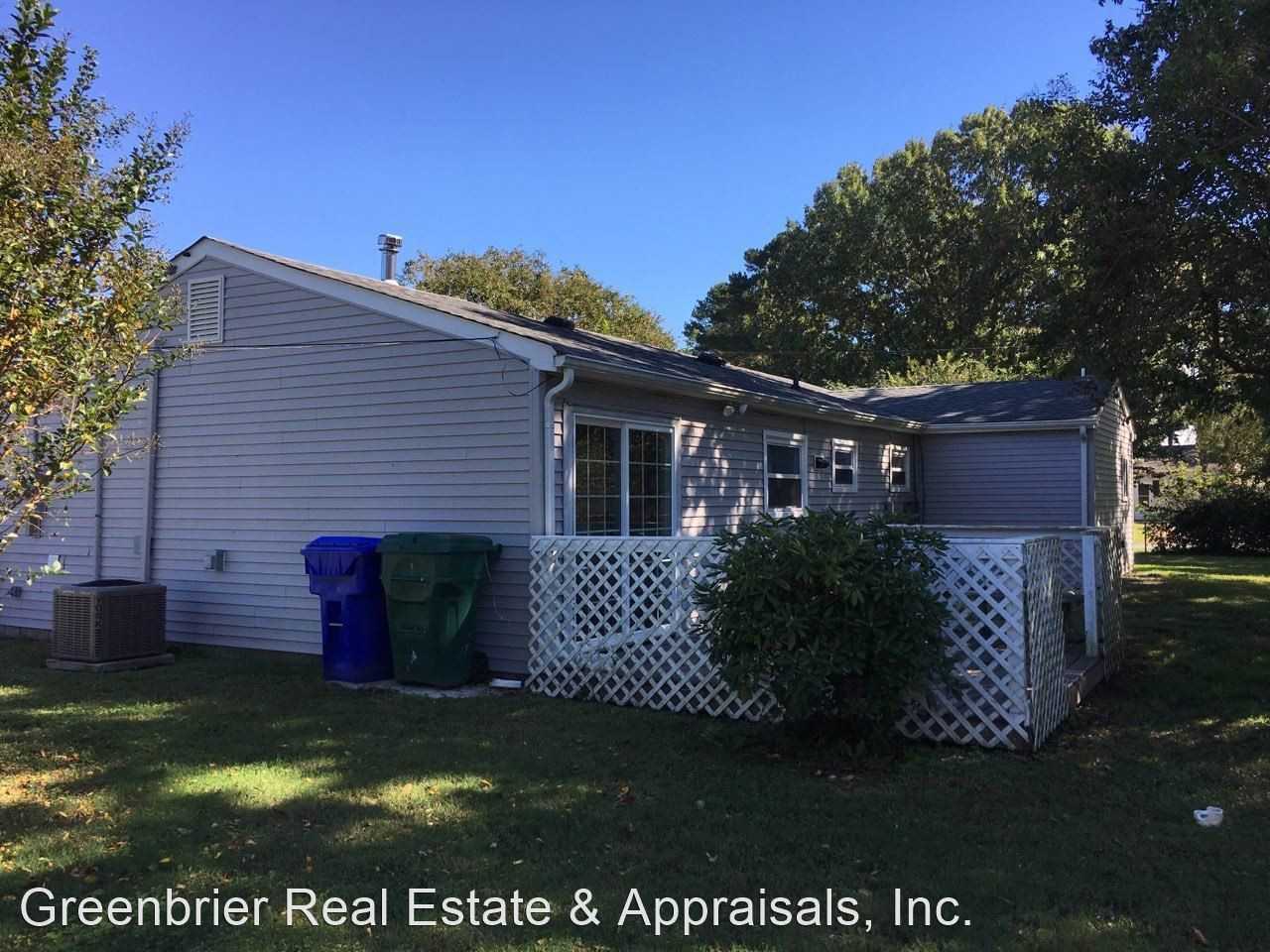 2883 Country Club Dr - Photo 3 of 25