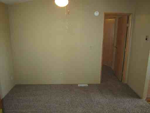 21 Jasper Ln - Photo 3 of 17