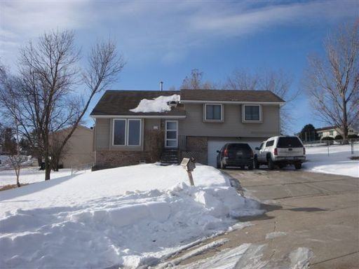1005 Eureux Cir - Photo 2 of 6