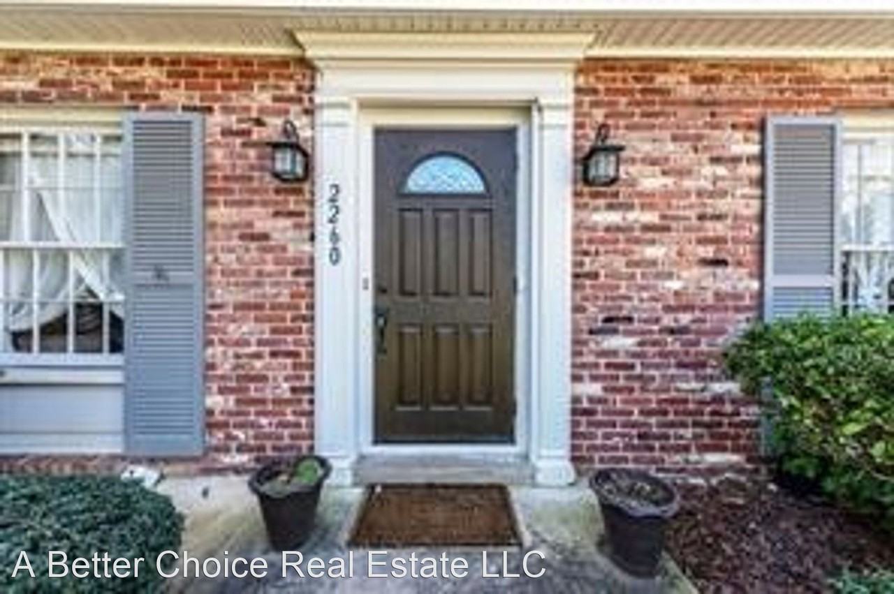 2260 Stephen Long Dr Ne - Photo 3 of 14