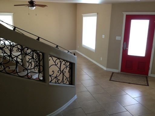 1110 Ranger St - Photo 2 of 32