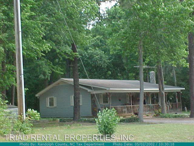 5585 Doc Hayworth Rd - Photo 2 of 20