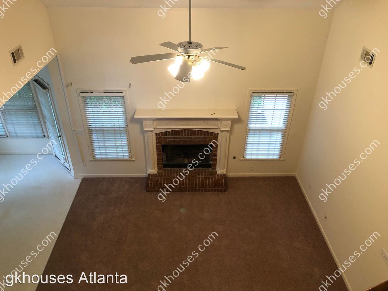 1660 Cheshire Ct - Photo 3 of 22