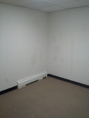 511 Washington St - Photo 3 of 4