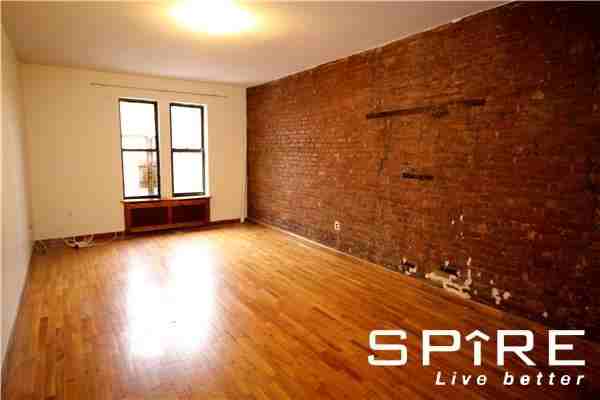 Amsterdam Ave & West 85th St #5A