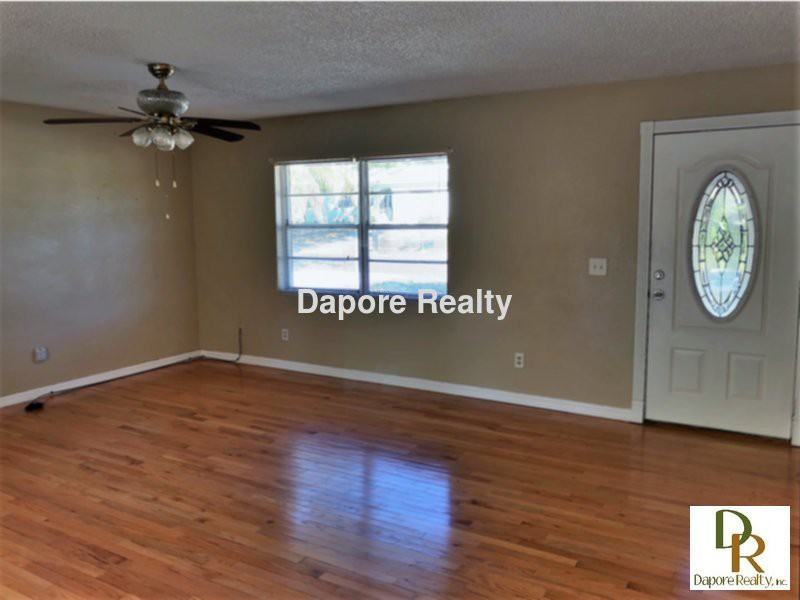 226 Loch Low Dr - Photo 3 of 11