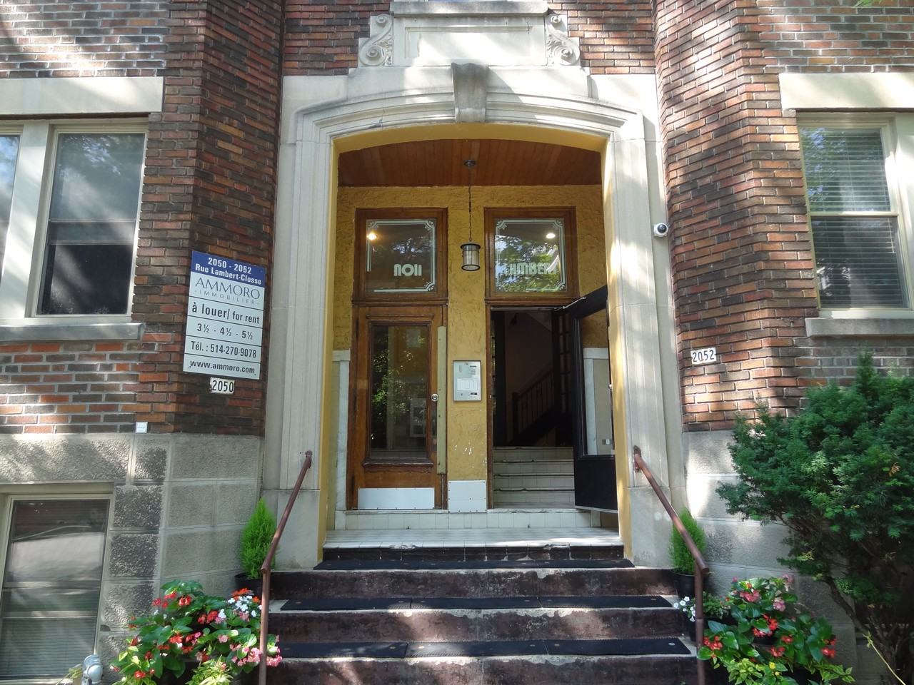 LambertClosse Apartments 2052 Rue Lambert Closse 10, Montréal, QC