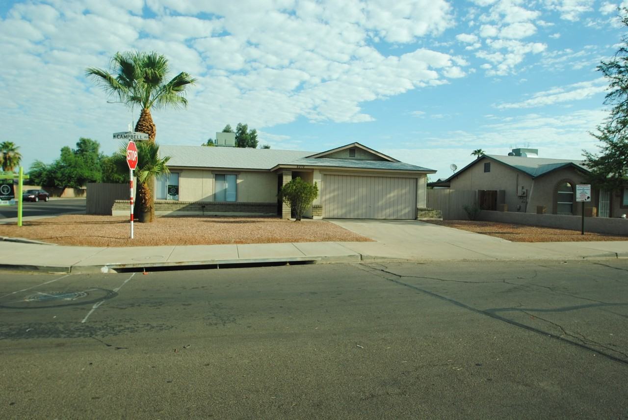 8270 W Campbell Ave