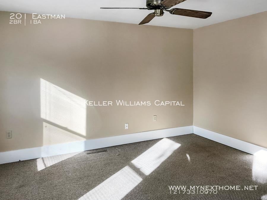 201 Eastman Ave - Photo 2 of 34