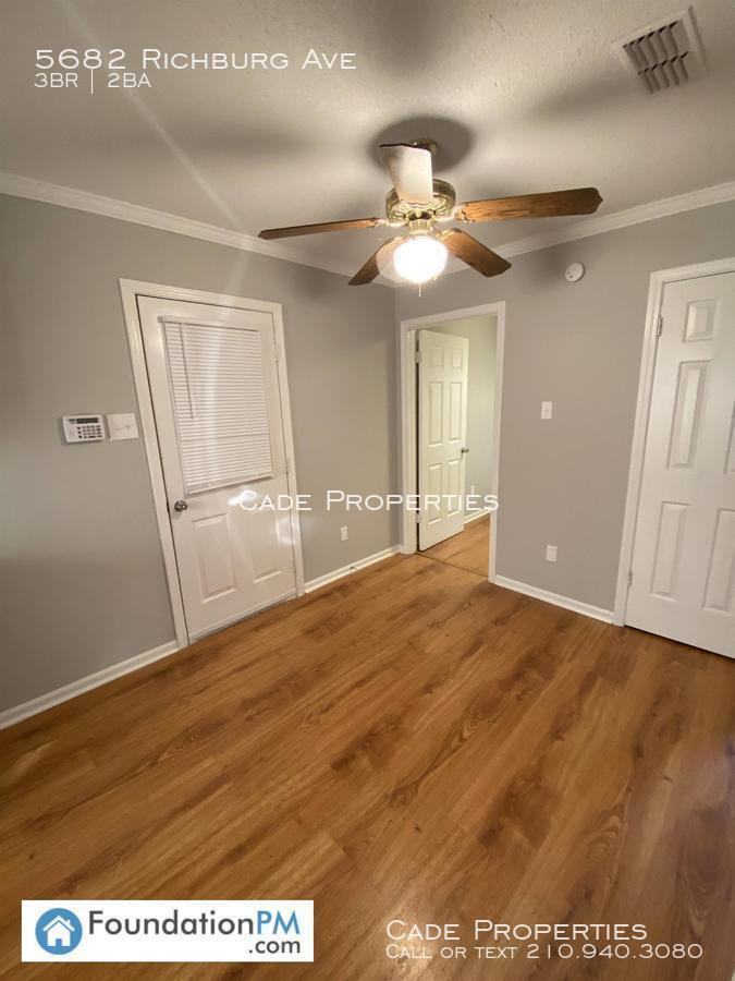 5682 Richburg Ave - Photo 3 of 13