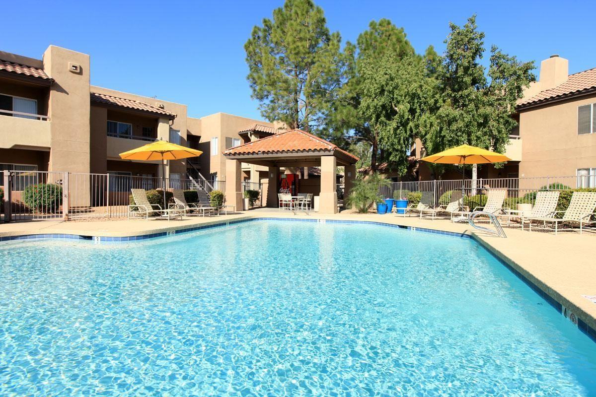 1300 W Warner Rd - Photo 2 of 6