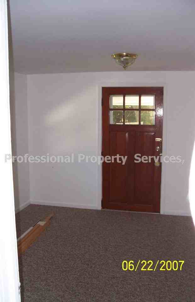 21377 Mount Lena Rd - Photo 3 of 13