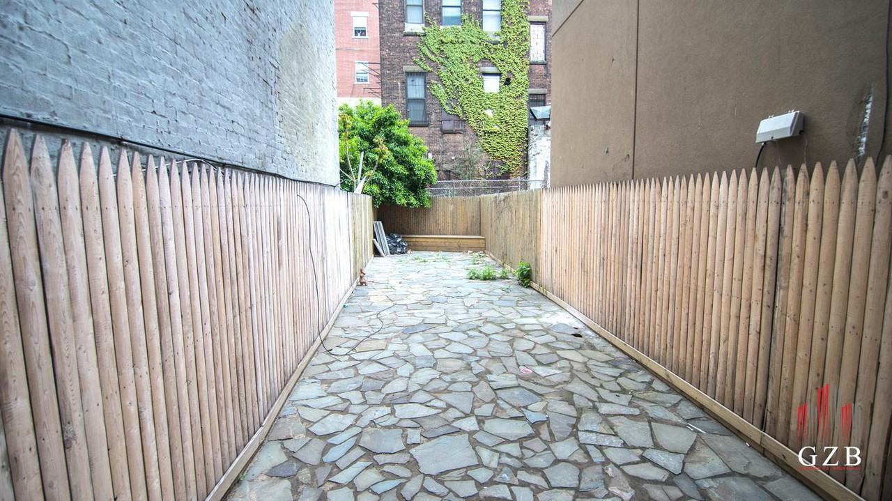 29 Spencer Pl, Brooklyn, #4L - Photo 2 of 7