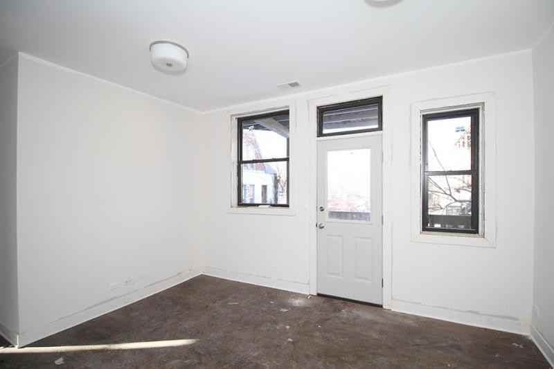 1606 W Belle Plaine Ave - Photo 2 of 5