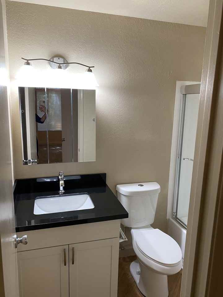 Iron Horse Apartments - Photo 6 of 13