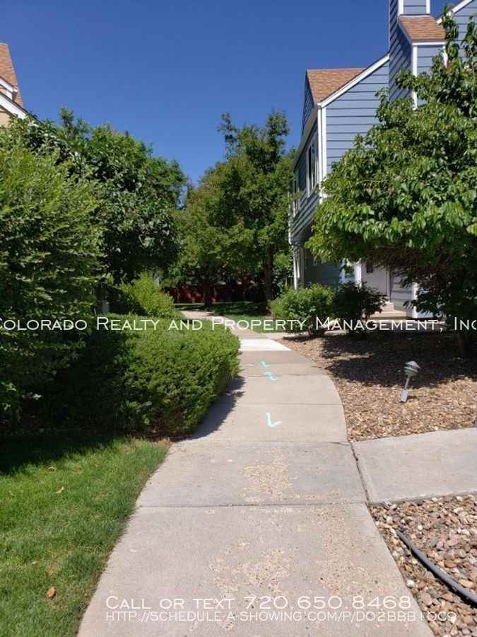 1987 S Balsam St - Photo 3 of 26