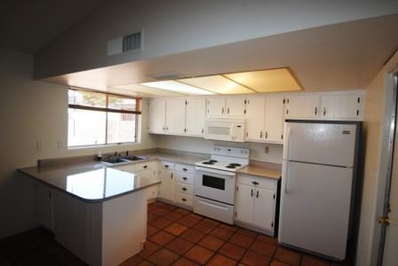 6338 W Eva St - Photo 3 of 5