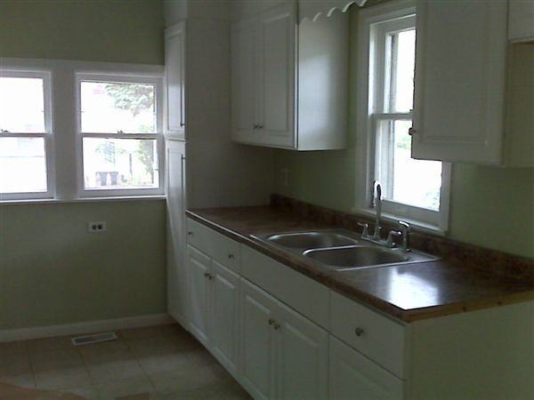 504 W Cleveland Ave - Photo 2 of 8