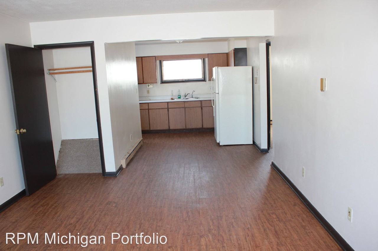 206 Karen Drive - Photo 2 of 8