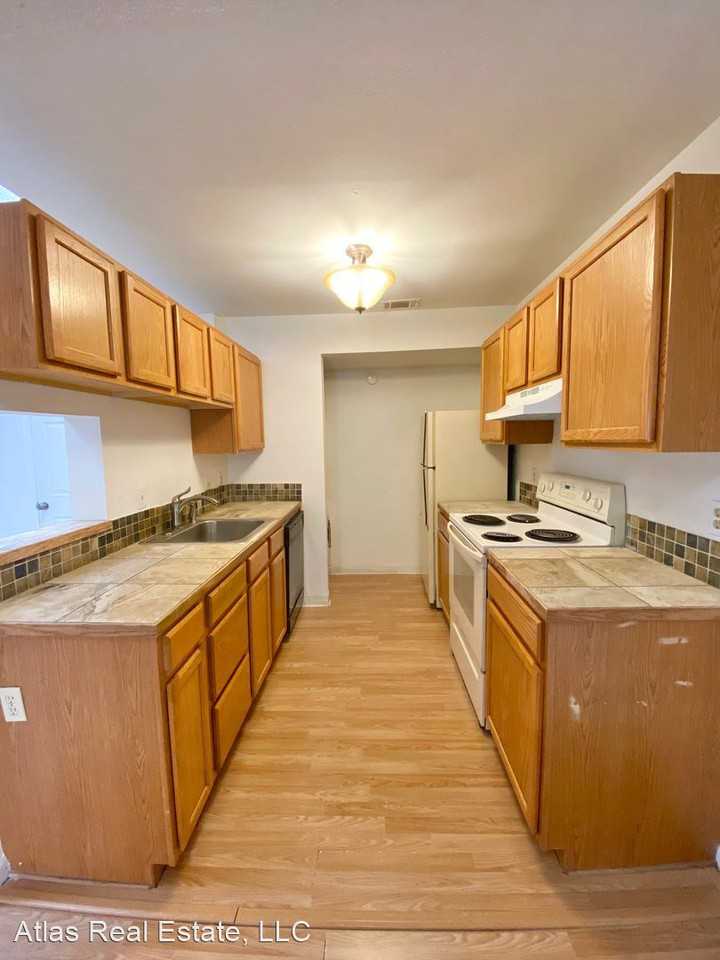 842 S. Uravan Court - Photo 2 of 13