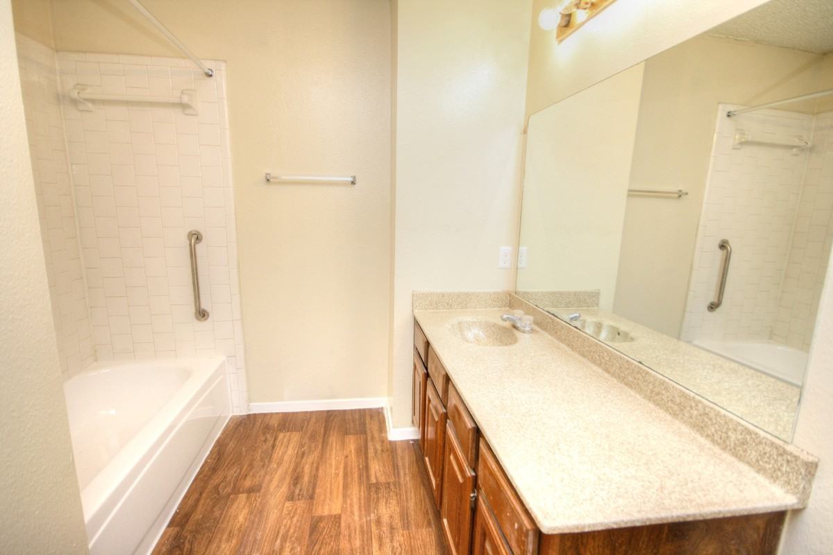 Bradfield Creek Townhomes - Photo 3 of 15