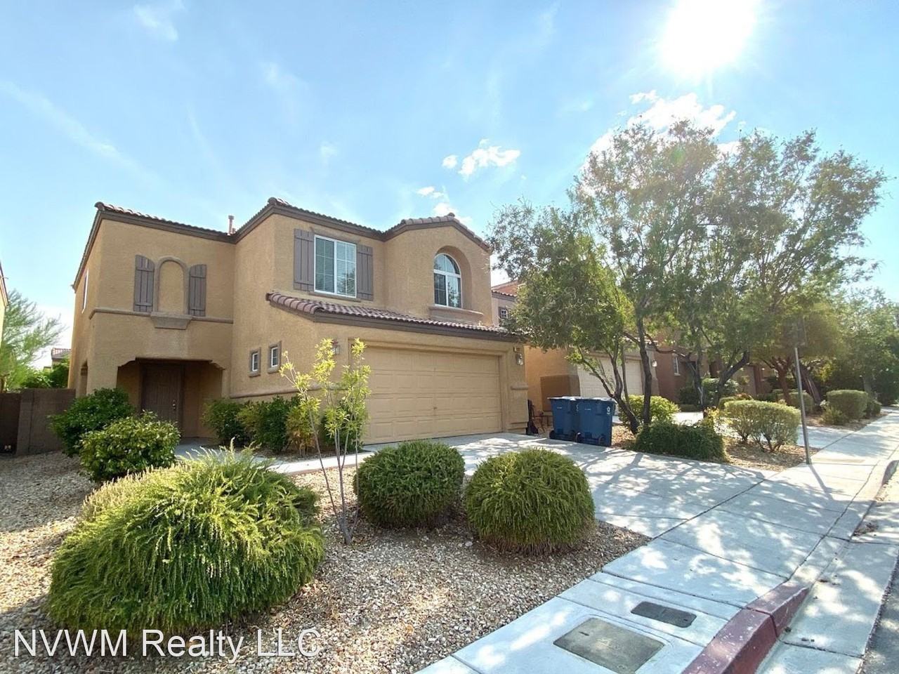8869 Skyline Peak Ct - Photo 2 of 28