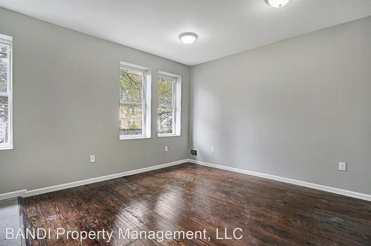 334 Ege Avenue - Photo 3 of 4