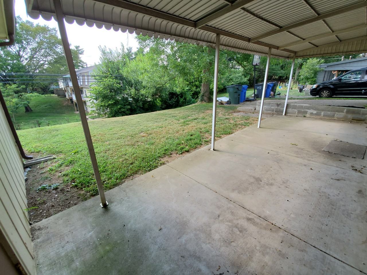 3325 Wood Valley Ct - Photo 2 of 11