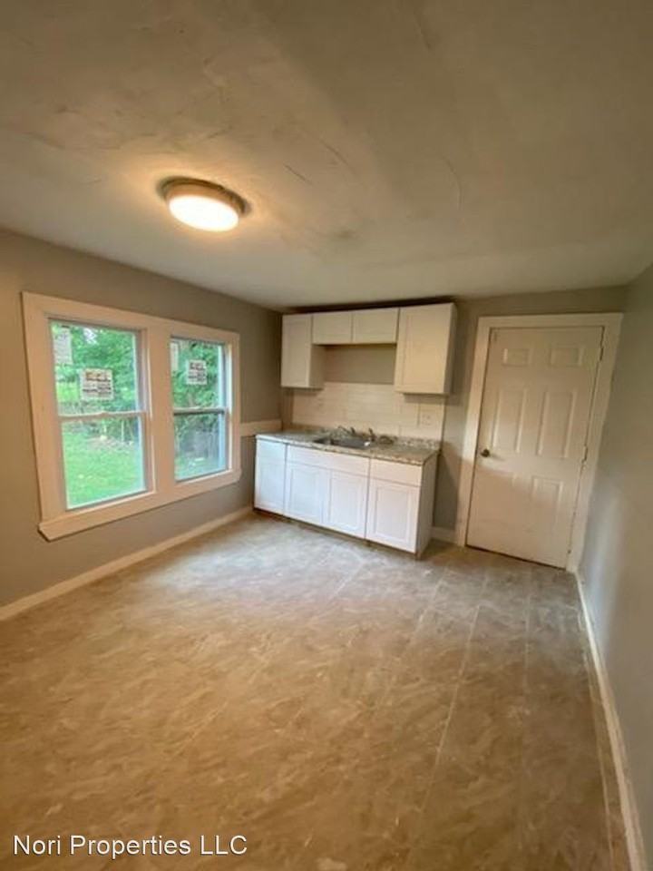 4239 E. 98th St. - Photo 2 of 17