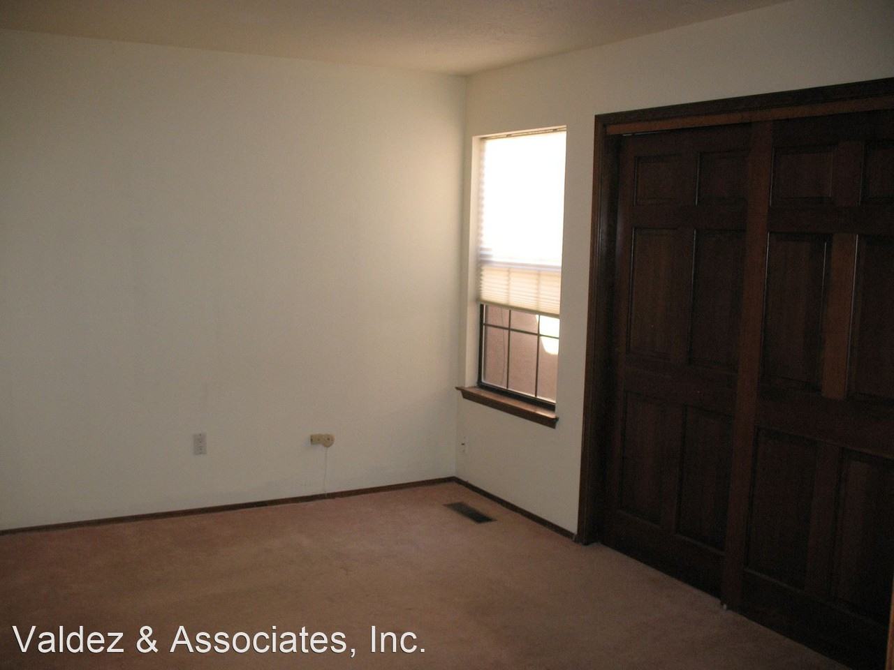 266 Camino De La Sierra - Photo 2 of 9