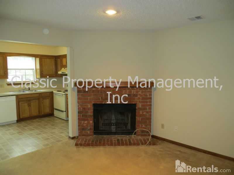 5604 Nw 66th Ter - Photo 2 of 7