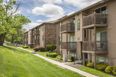The Retreat At Mill Creek Apartments 8714 Pflumm Ct Lenexa Ks 66215 With 2 Floorplans Zumper