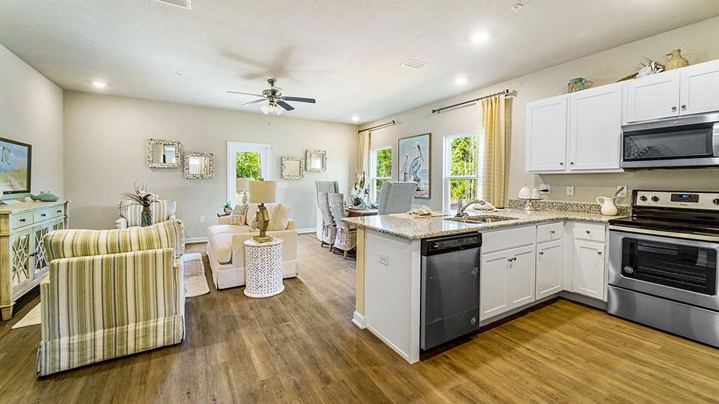 24802 Gulf Stream Circle - Photo 3 of 14