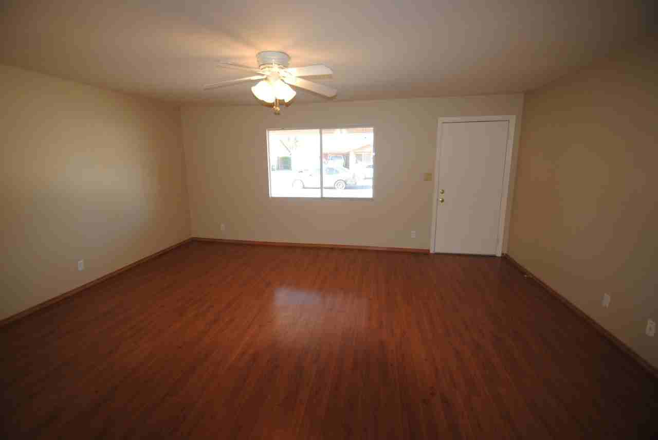 4125 W Northview Ave - Photo 2 of 13