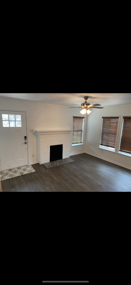 2613 Shirley Avenue - Photo 2 of 4