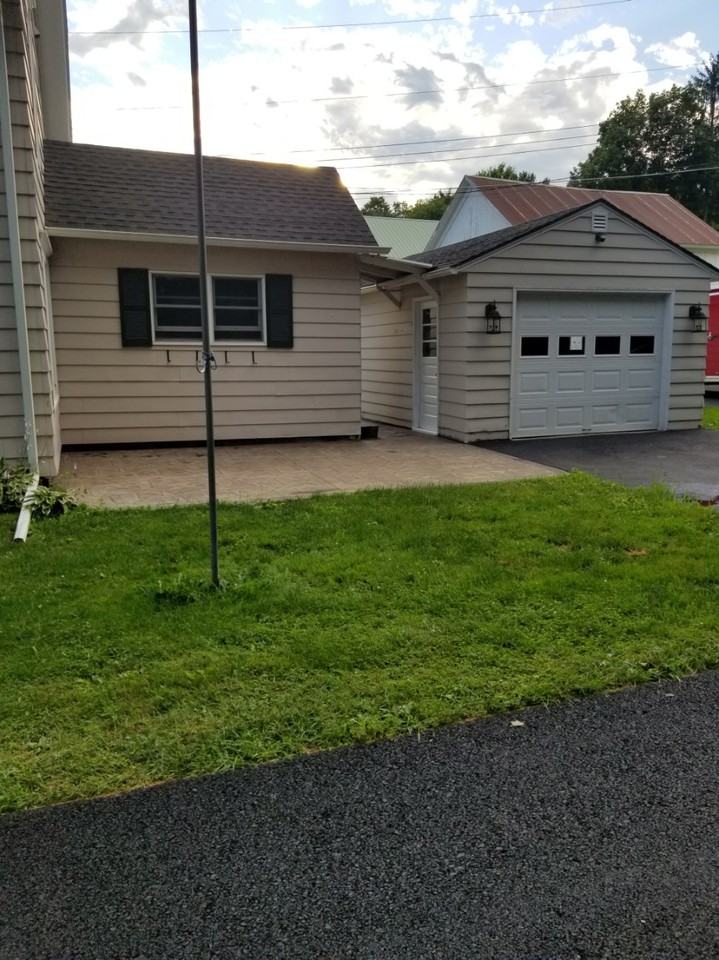 309 309 W Main St House - Photo 3 of 15