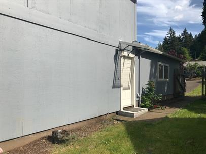 569 Holbrook Lane - Photo 2 of 14