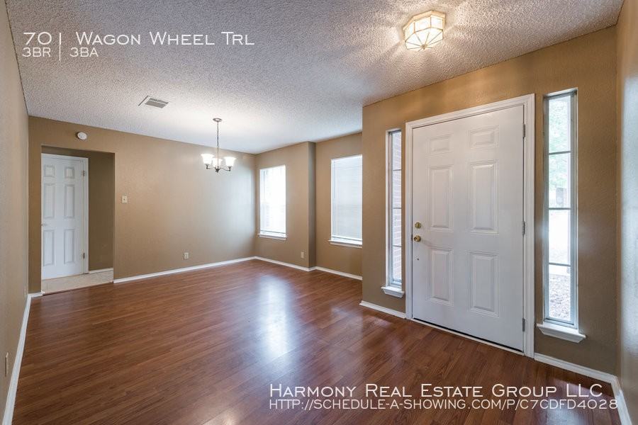 701 Wagon Wheel Trl - Photo 3 of 15