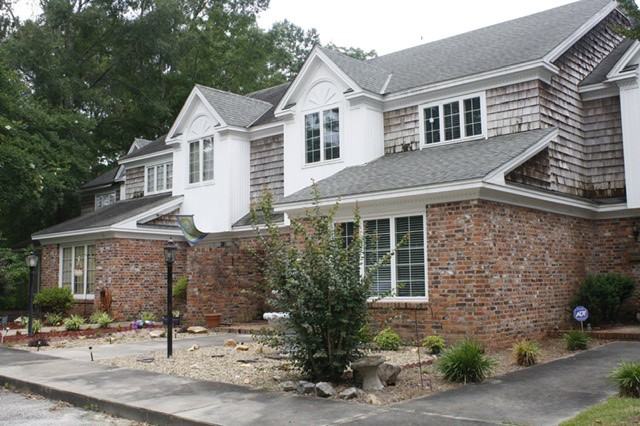 407 W College St #C - Photo 2 of 12