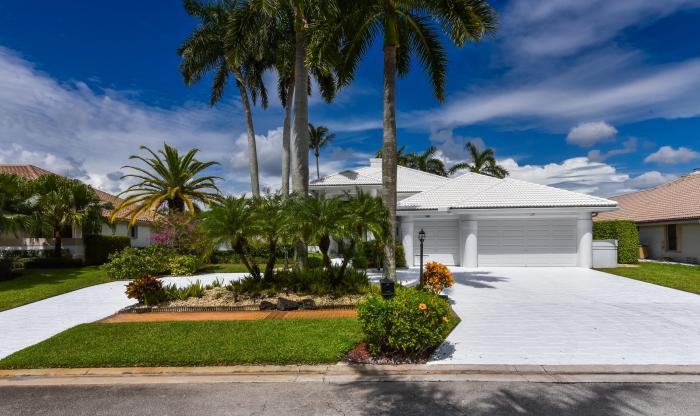 17687 Foxborough Ln - Photo 2 of 34