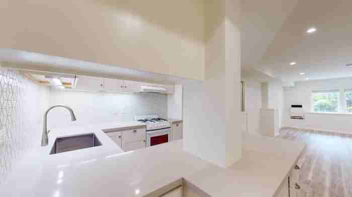 1462 32nd Ave - Photo 3 of 17