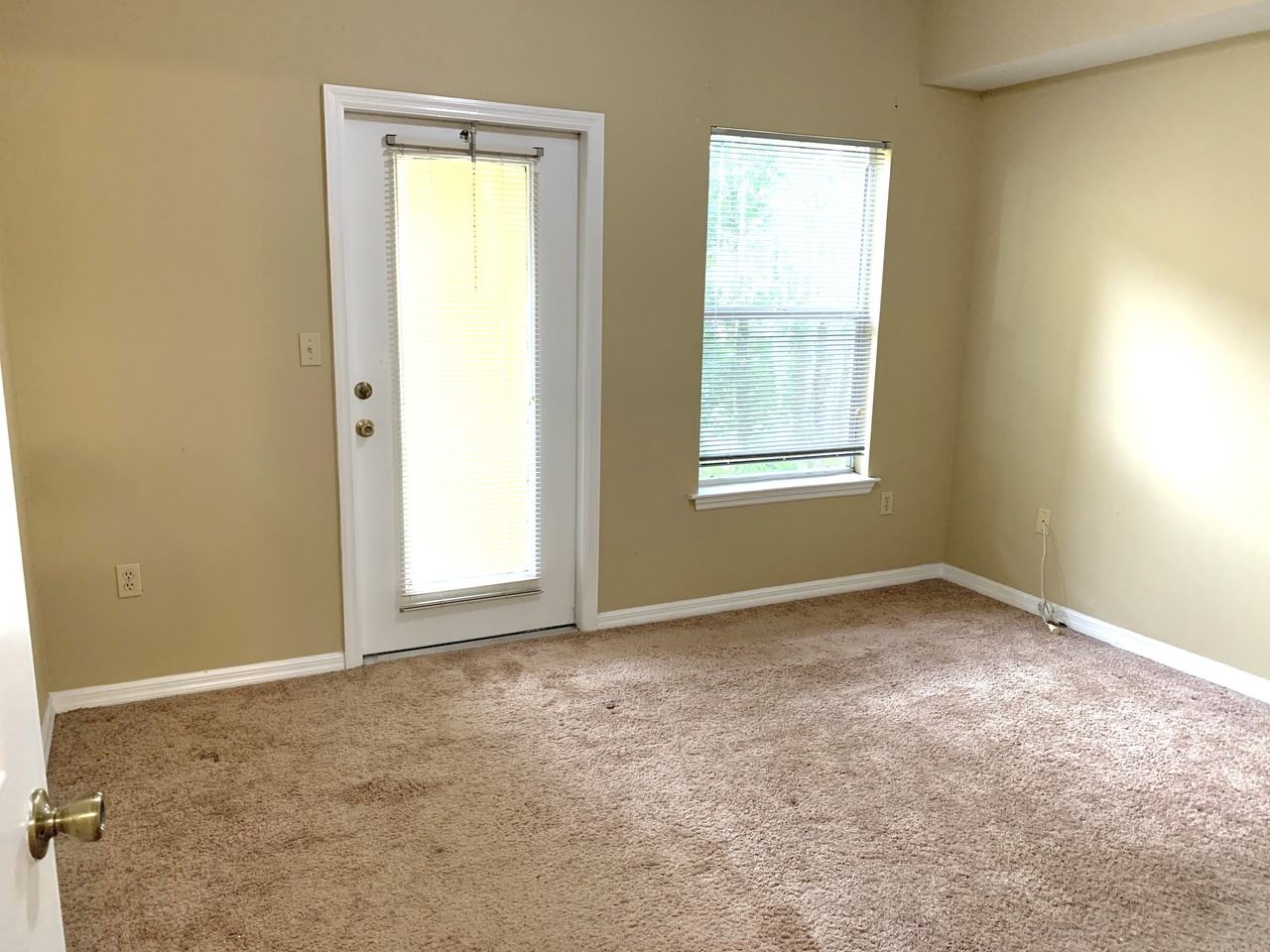 5620 Pinnacle Heights Cir #207 - Photo 4 of 11