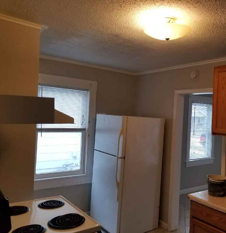 1704 N Gulick Ave - Photo 3 of 7
