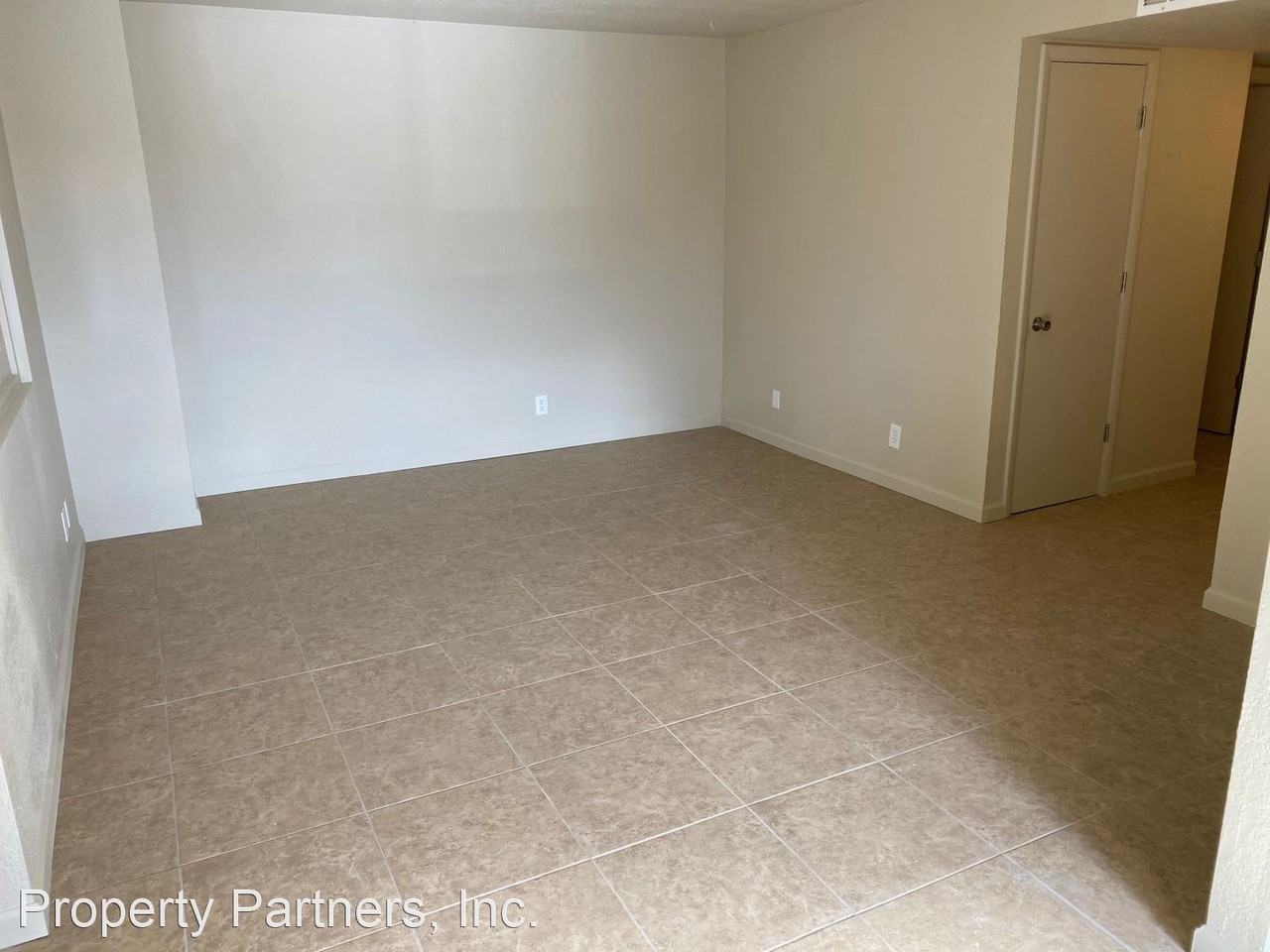 3516 Lafayette Dr. NE - Photo 3 of 16