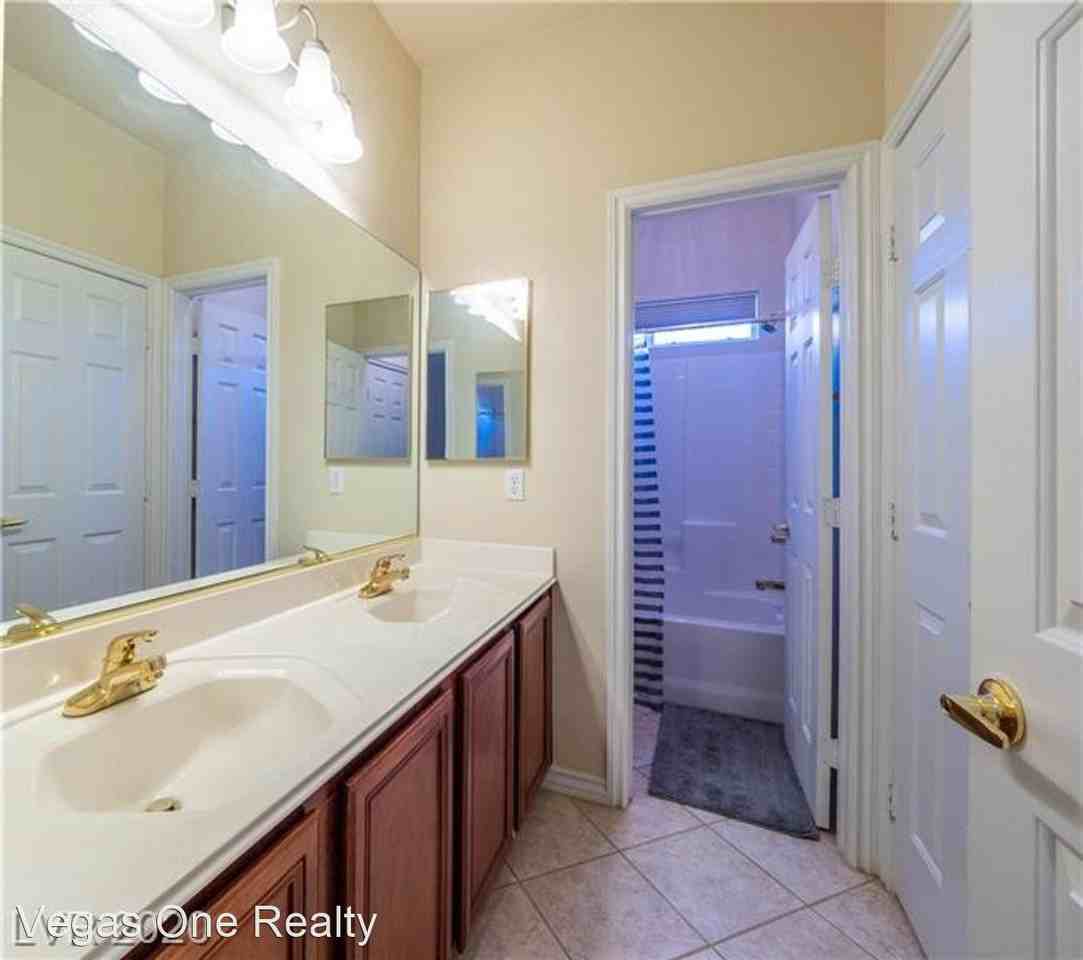2573 Upton Ct - Photo 3 of 29