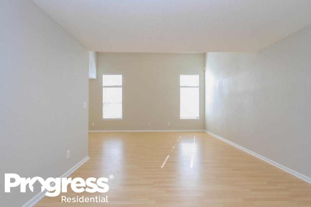 8144 Maple Stream Ln - Photo 2 of 16