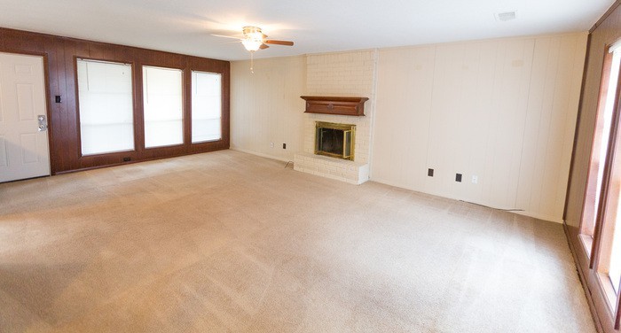 6819 River Mill Dr - Photo 3 of 25