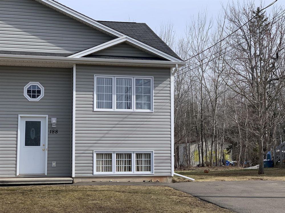 235 Glencairn Dr - Photo 2 of 15