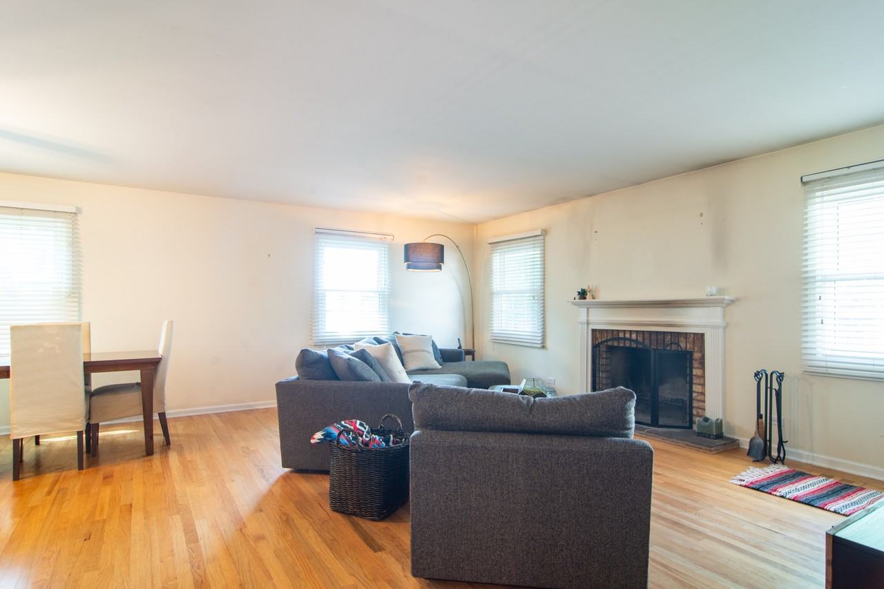 620 Farrington Dr - Photo 2 of 14