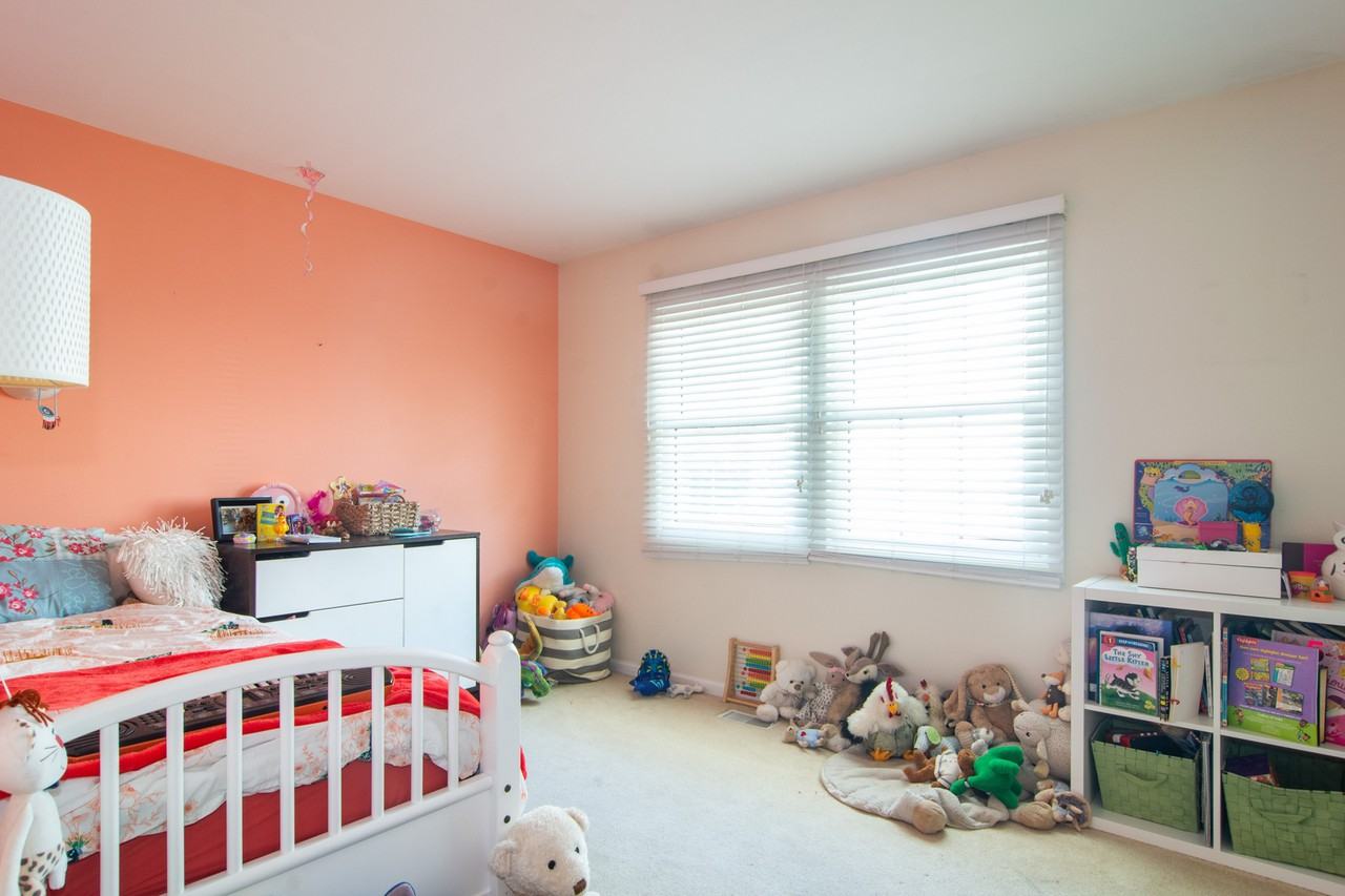 620 Farrington Dr - Photo 3 of 14